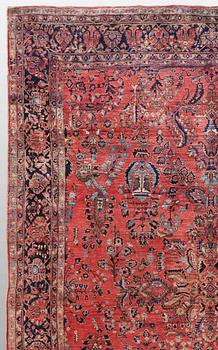 A CARPET. Semi-antique Sarouk. So-called American Sarouk, Around  356 x 275 cm.