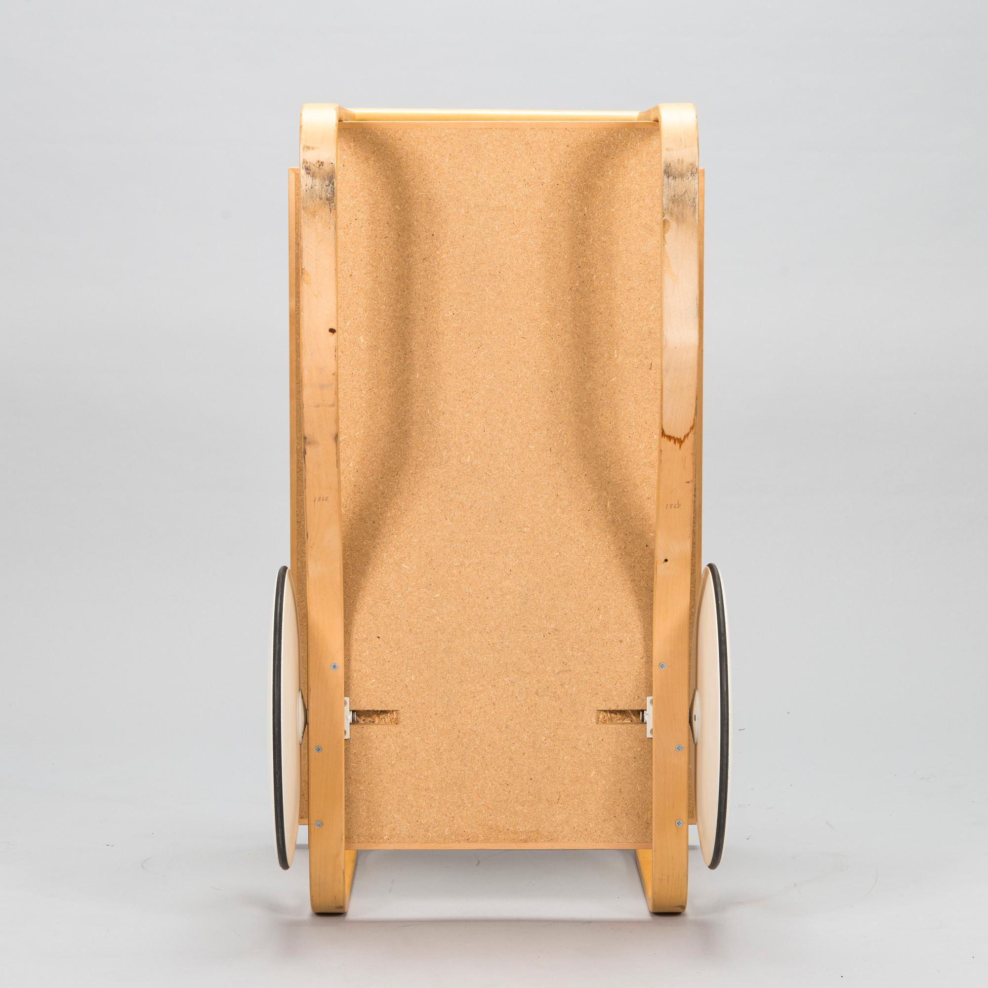 Alvar Aalto, serveringsvagn, modell 901, Artek, Finland, 1900-slut.