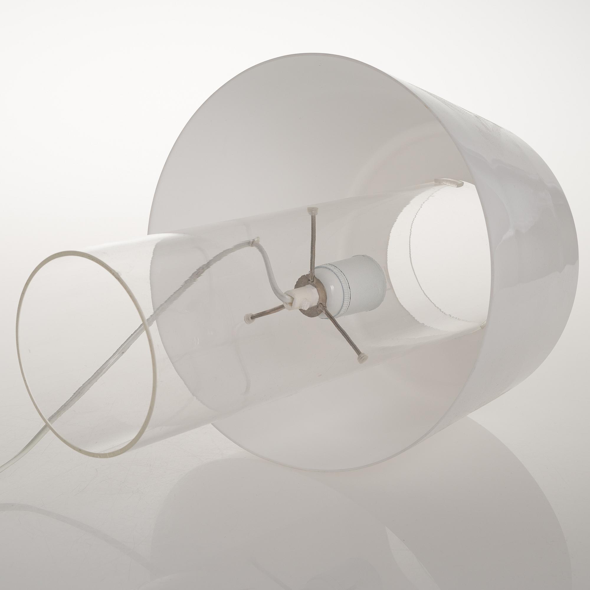 YKI NUMMI, pöytävalaisin, "Modern Art", suunniteltu 1955.