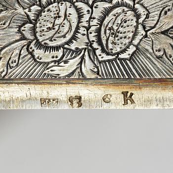 Arvid Floberg, dosa, delvis förgyllt silver, Stockholm 1768. Rokoko.