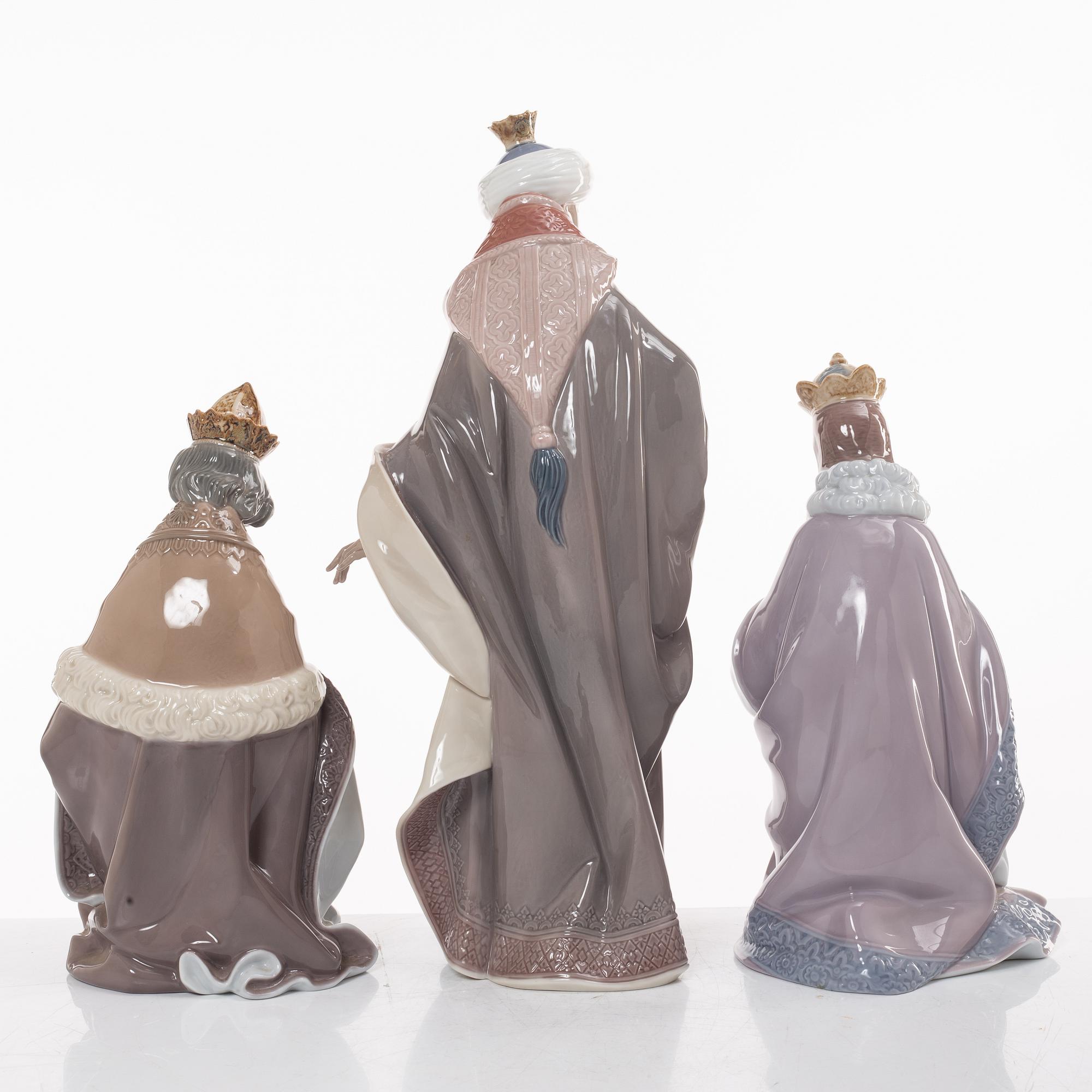 Lladró, figuriner, 4 st, "Holy family", samt "Three Kings", Spanien.