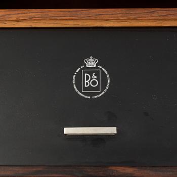MUSIKMÖBEL, Beomaster 1200 RG Type 2226, Bang & Olufsen. 1965.