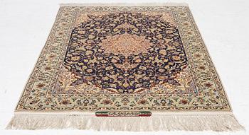 Matta, semiantik Isfahan, centrala Persien, signerad Mamoury, ca 163 x 109 cm.