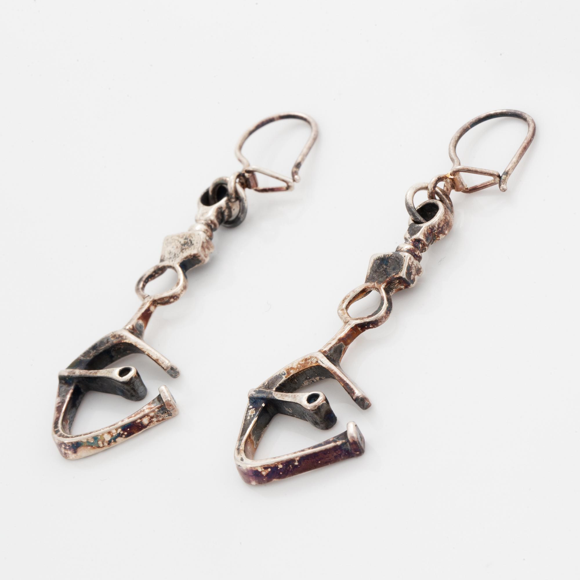 A pair of Jorma Laine earrings in silver.