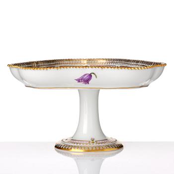 Kakfat, porslin. Royal Copenhagen, "Flora Danica", Danmark, 1900-tal.