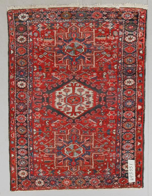 MATTA, orientalisk. Ca 104 x 138 cm.