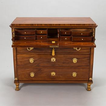 A Late Gustavian secretaire chest of drawers, 1800-1810.