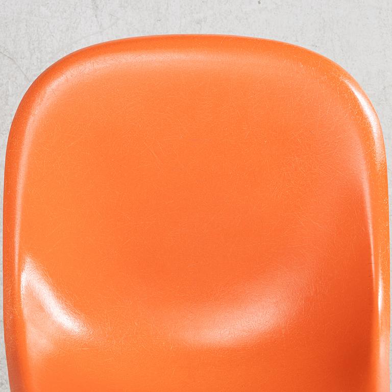 Charles Eames, stolar, 6 st, "DSR Plastic Chair", Herman Miller/Vitra.