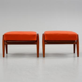 FOTPALLAR, ett par, "GE-240"/"Cigarren", Hans J Wegner, 1900-talets andra hälft.