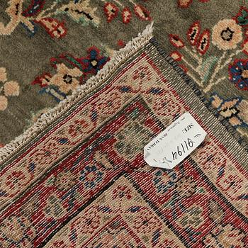 MATTA, orientalisk, modern tillverkning. 306 x 103 cm.