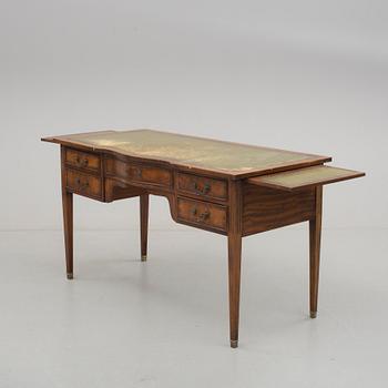 SKRIVBORD, engelsk stil, 1900-talets början.