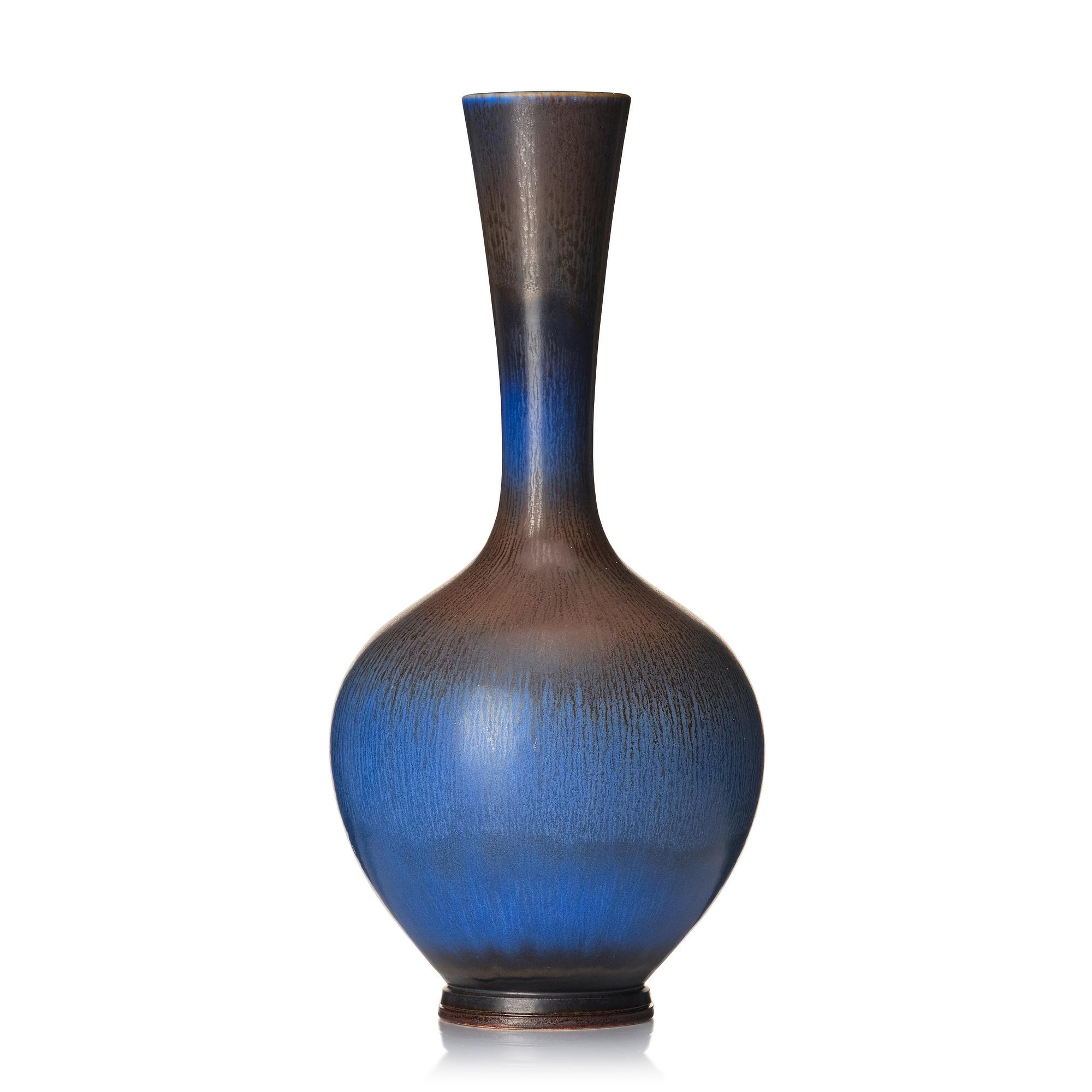 Berndt Friberg, a stoneware vase, Gustavsberg studio, Sweden 1964.