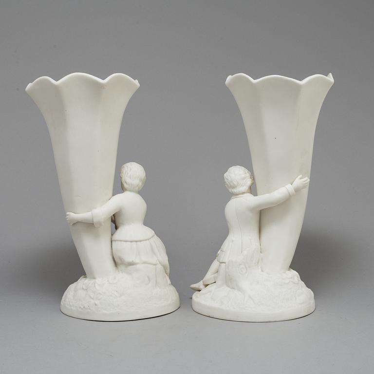 A PAIR OF PARIAN FLOWER VASES, Gustafsberg, ca 1900.