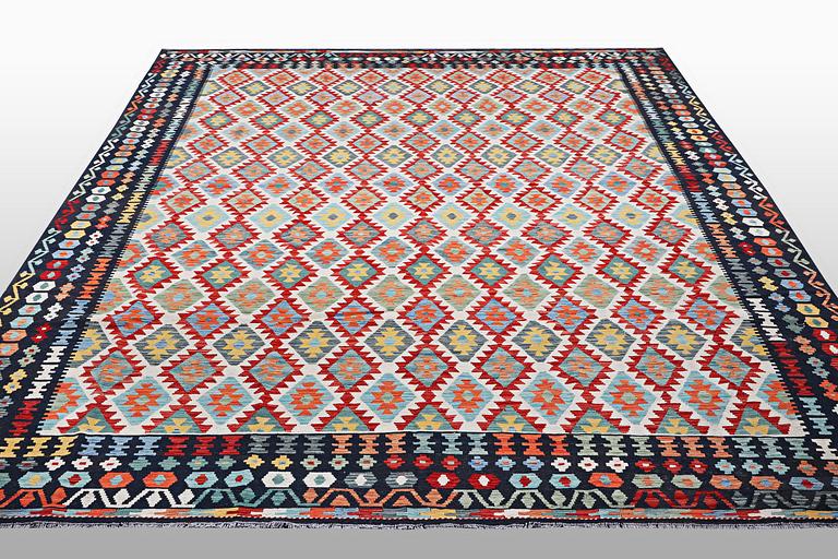 A carpet, Kilim, ca 398 x 316 cm.