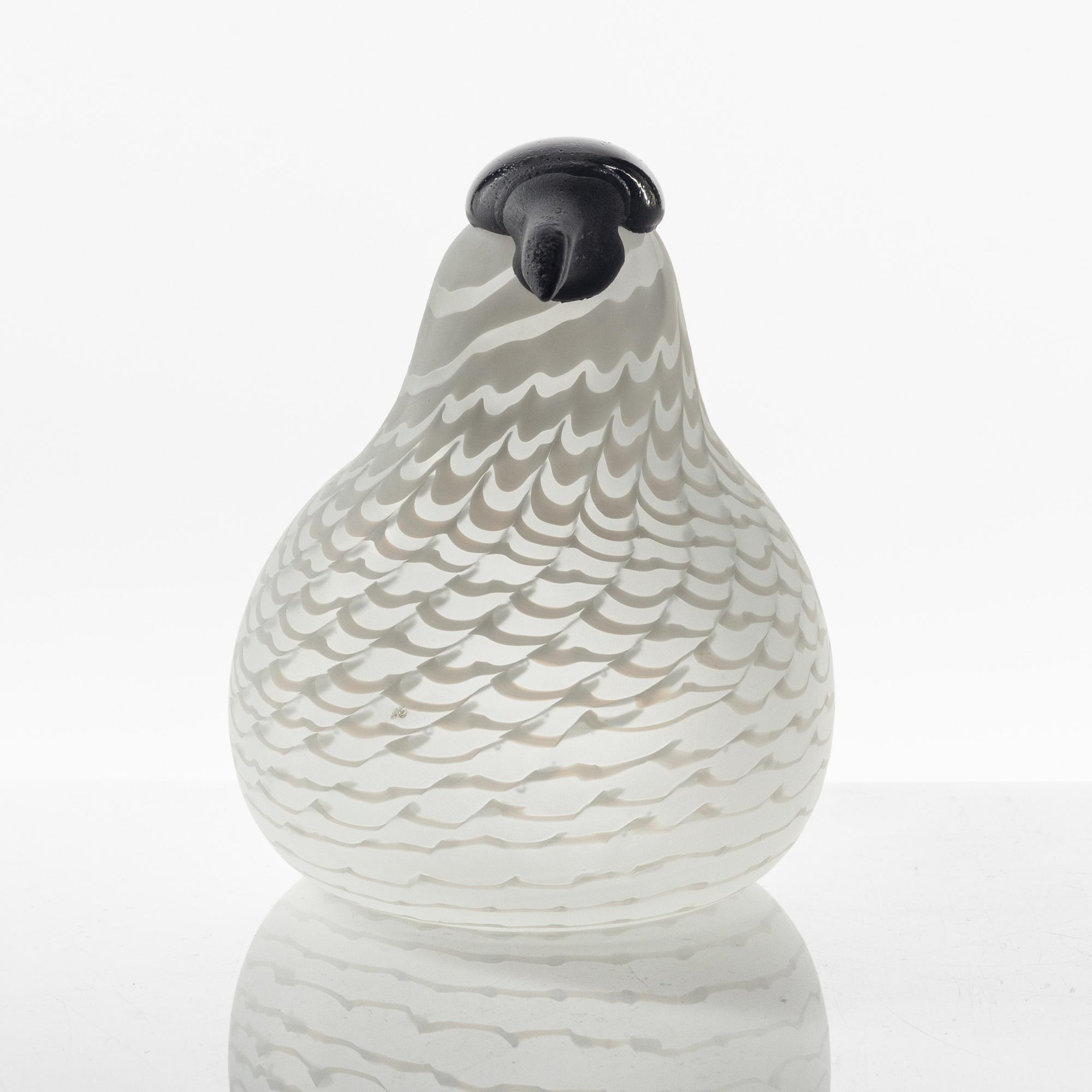 Oiva Toikka, a glass bird, Nuutajärvi, Iittala, Finland.