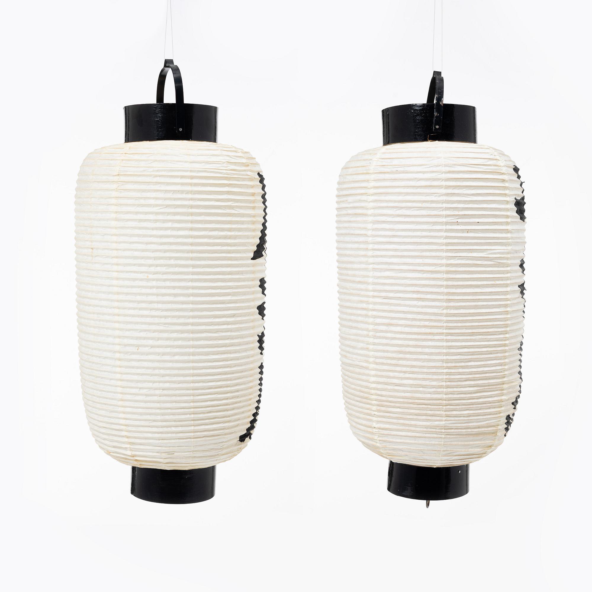 A pair of Japanese paper lanterns, 20th century.