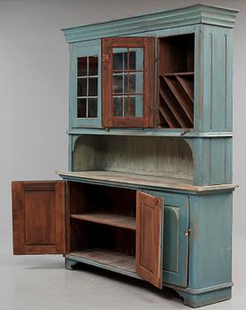 VITRINSKÅP, omkring 1800.