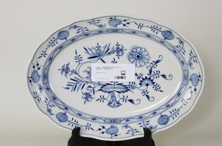 SERVERINGSFAT, porslin, Meissen "lökmönster".