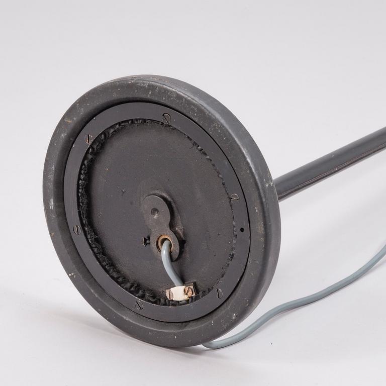 ALVAR AALTO, a 'A808' floor lamp for Valaistustyö.