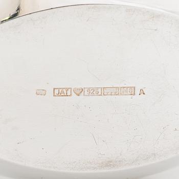 Pekka Piekäinen, a sterling silver cream jug and sugar bowl, J.A. Tarkiainen, Helsinki 1989.
