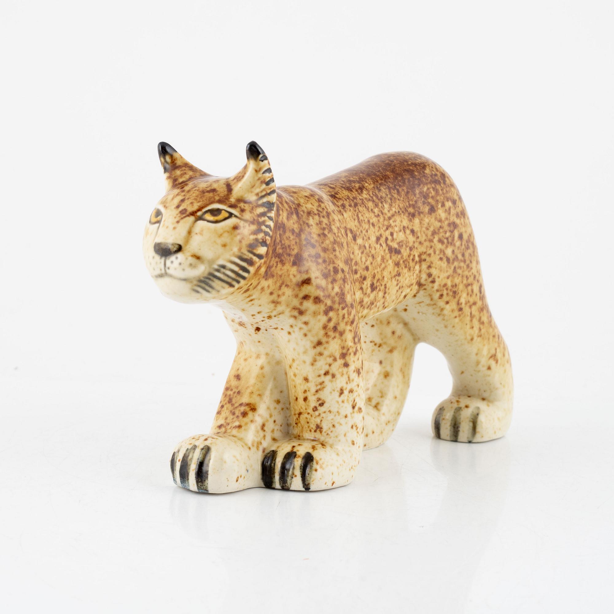 Lisa Larson, figurin, "Lodjur", för NK, Nordiska Kompaniet i samarbete med WWF, Gustavsberg.