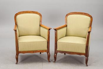 SOFFA samt FÅTÖLJER, 2 st, 1900-talets första hälft.
