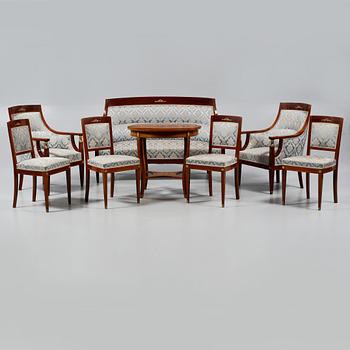 SALONGSGRUPP, 8 delar, Karl Johan- stil, 1900-talets första kvartal.