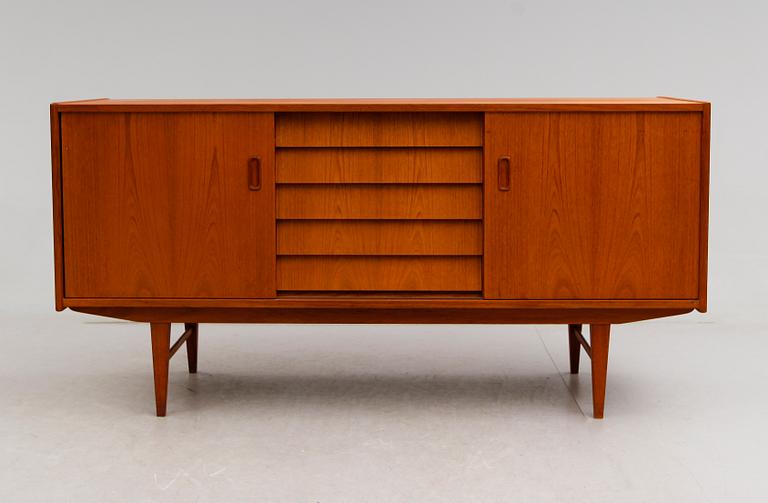 SIDEBOARD, 1900-talets andra hälft.