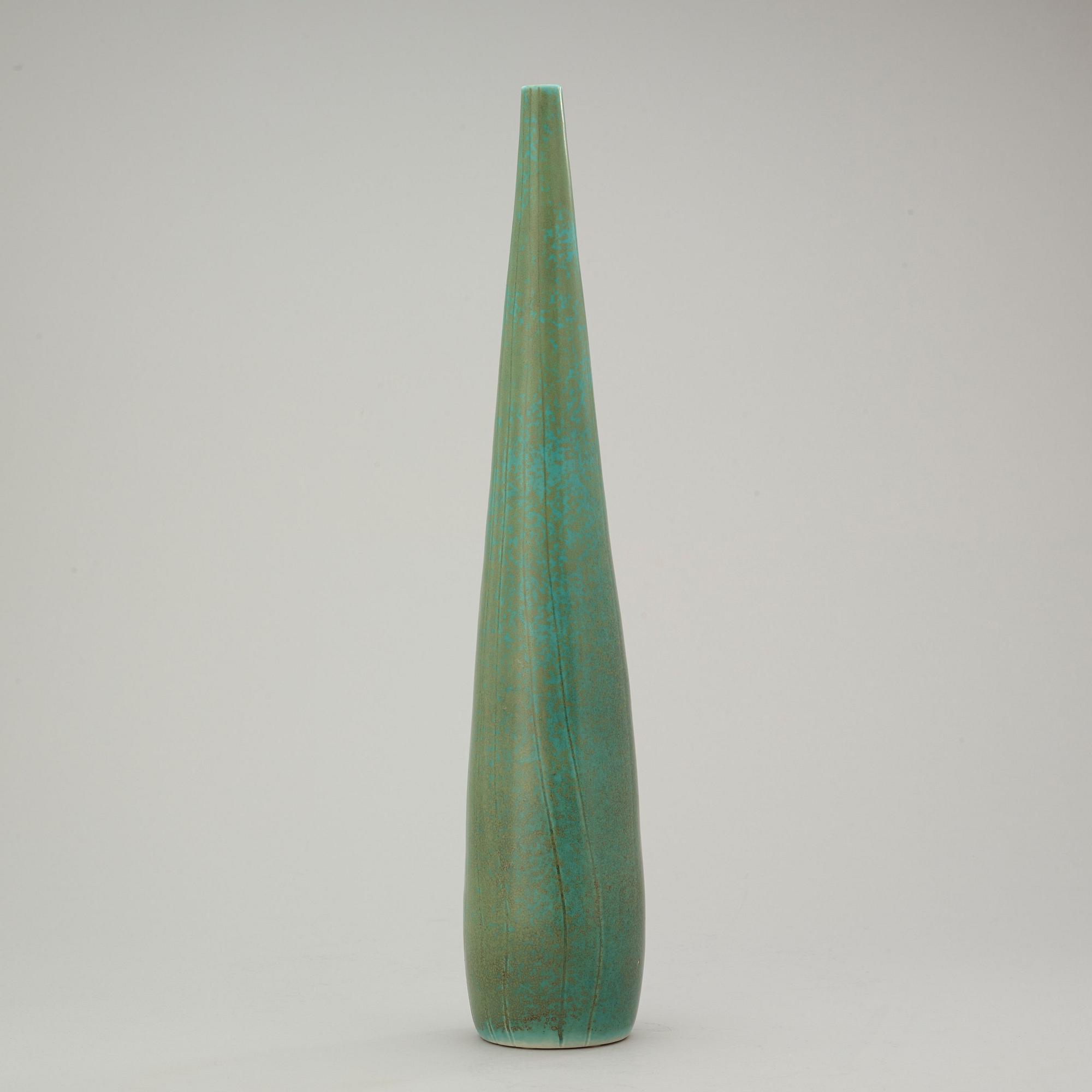 A Carl-Harry Stålhane stoneware vase, Rörstrand ca 1948.