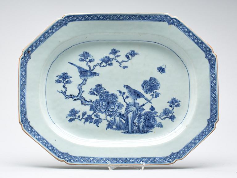 STEKFAT, porslin, Kina, Qian Long, (1736-1795).