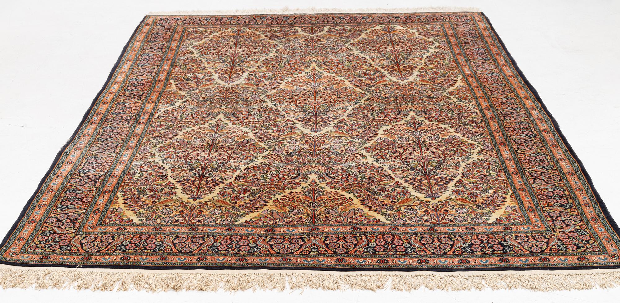 Matta, orientalisk, ca 310 x 214 cm.