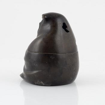 A Japanese bronze censer with cover, 20th Century.