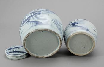 BOJANER, 2 st, porslin, Kina, 1800-tal.