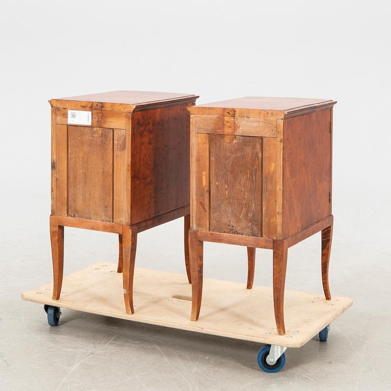 Sängbord ett par tidigt 1900-tal.