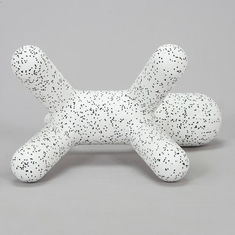 Eero Aarnio, "Puppy Dalmatian", Me Too Collection, Magis Italia, 2005.