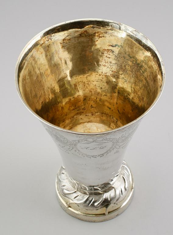 BÄGARE, silver, Johan Petter Ernander, Uppsala 1820. Vikt ca 410 gram.