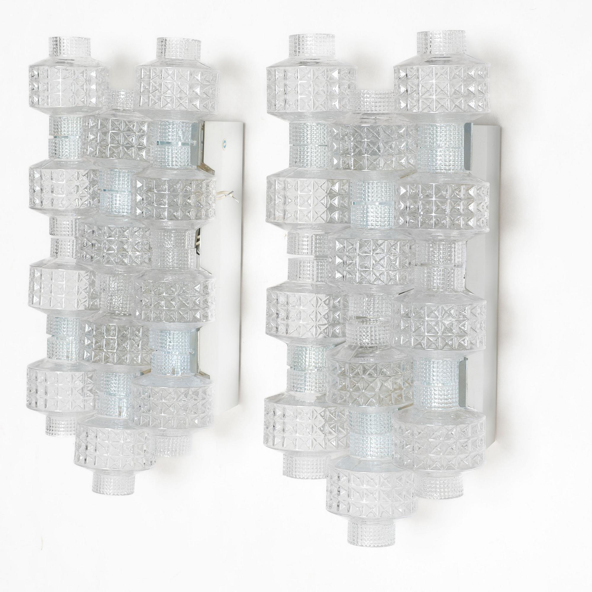Gert Nyström, a pair of 'Festival' wall lamps, Fagerhults Belysning, second half of the 20th Century.