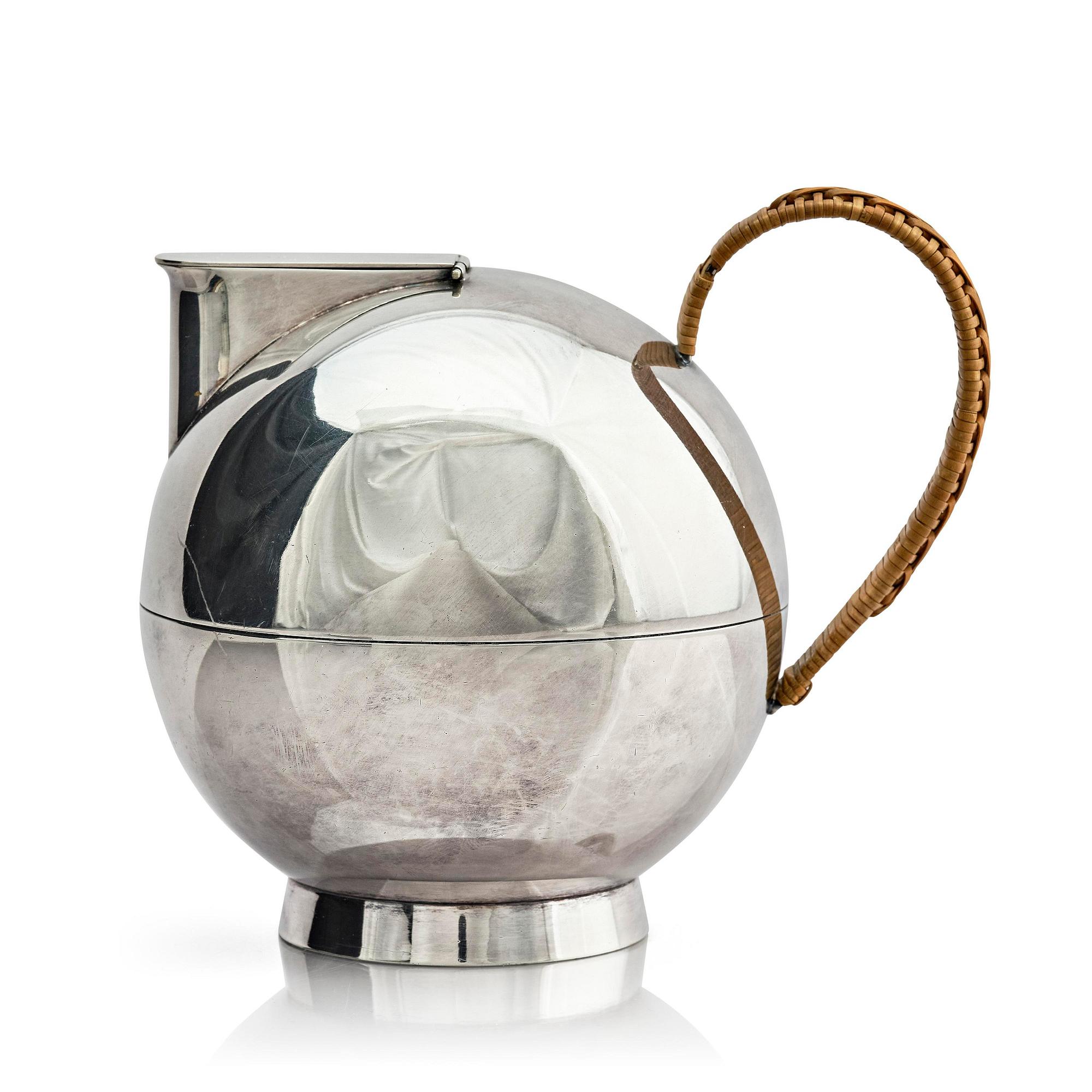 Sylvia Stave, a silver plated jug model 3470, C.G. Hallberg, Stockholm, 1930s.