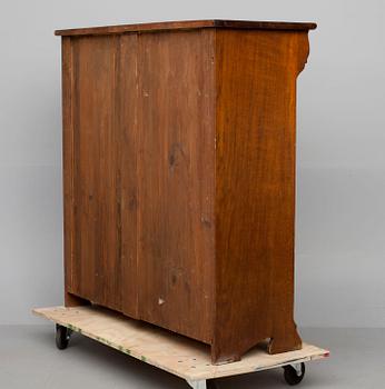 BOKHYLLOR, 2 st, jugend 1900-talets början.