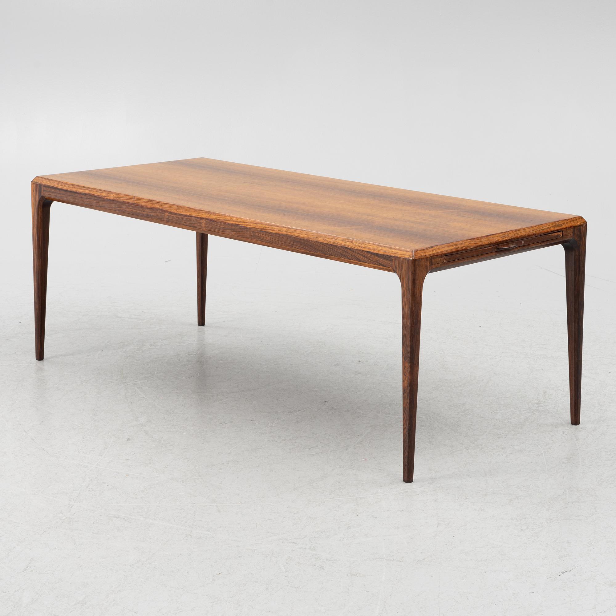 Johannes Andersen, coffee table, Silkeborg, Denmark, 1960s.