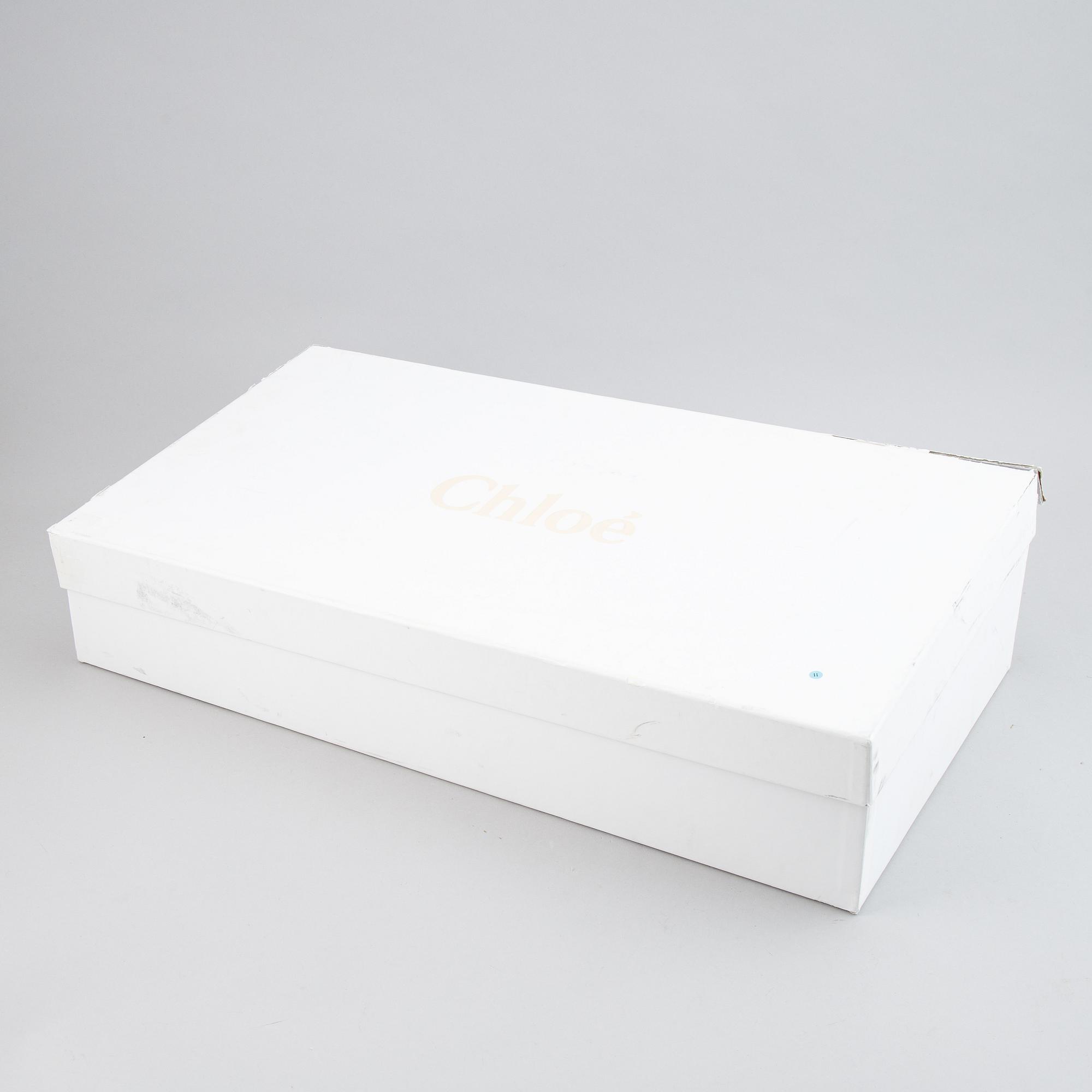 Chloé, a pair of black leather 'Serina' boots, size 36½.