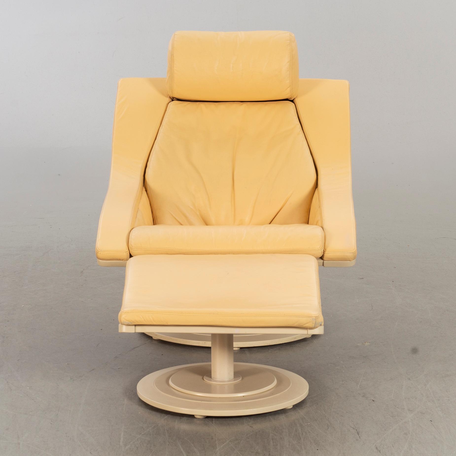 Takashi Okamura and Erik Marquardsen
Move chair and ottoman, Nelo 1970's.
