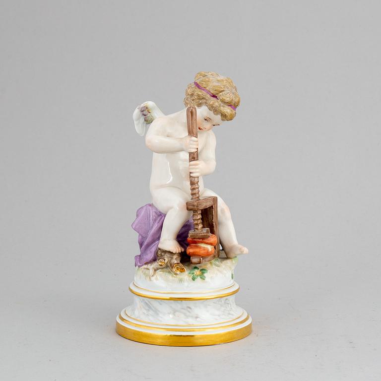 A Meissen porcelain figurine, late 19th century.