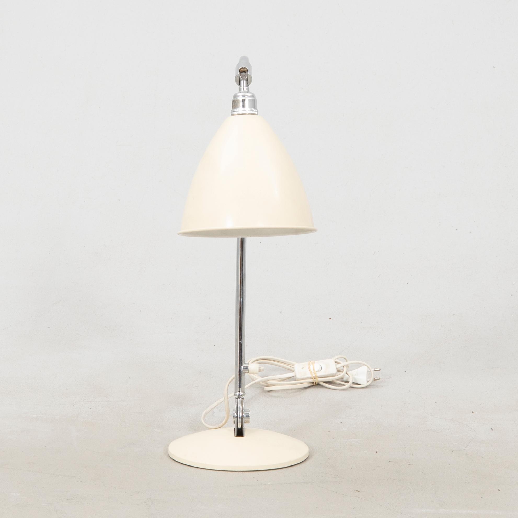 Robert Dudley bordslampa "Bestlite" för Gubi sent 1900-tal.