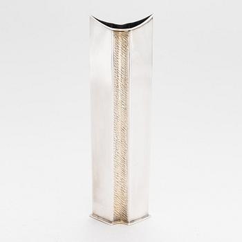 Kaj Blomqvist, A silver vase, Hämeenlinna 1968.