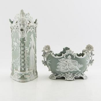 Vase and bowl England 20th century jasperware.