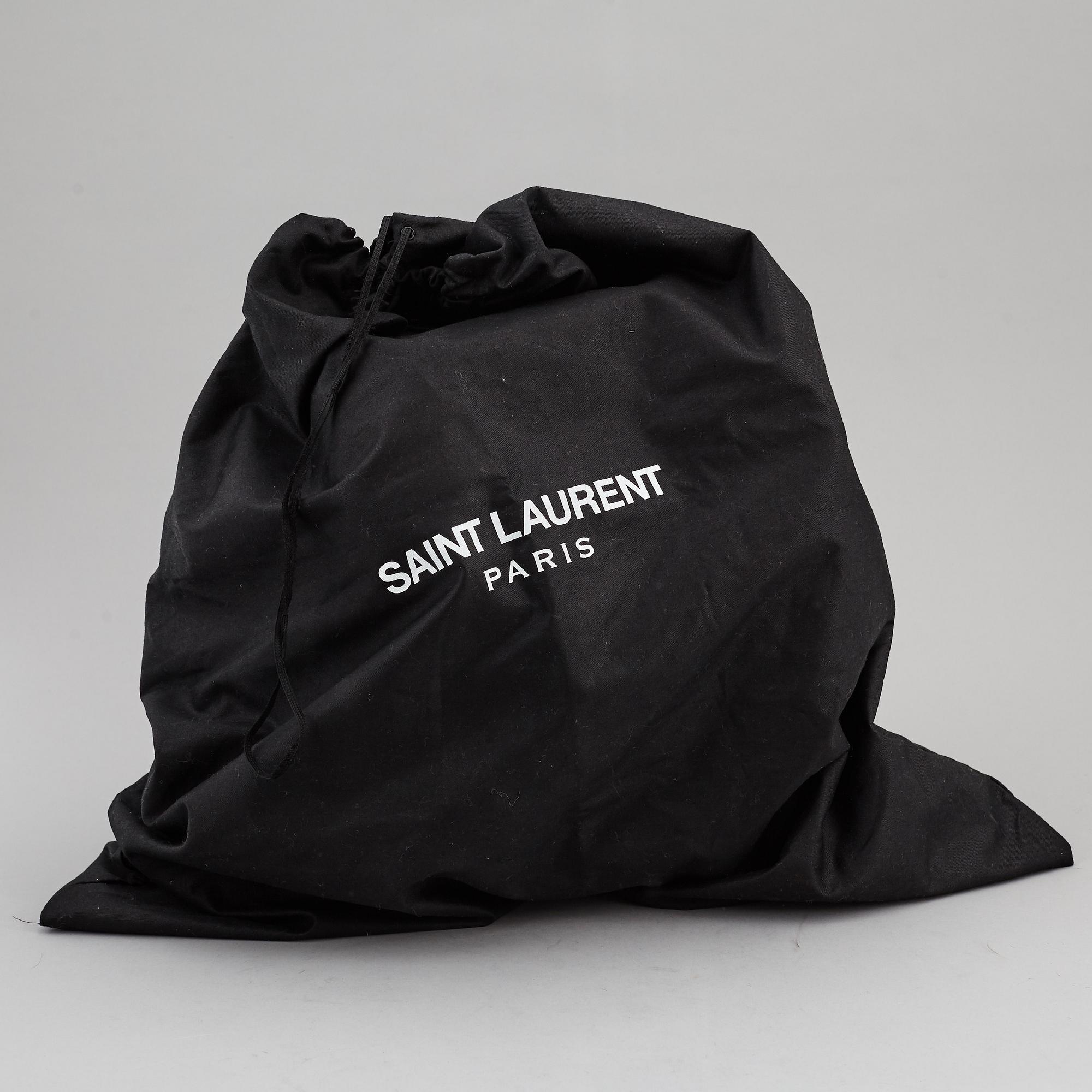 YVES SAINT LAURENT, a black leather 'Emmanuelle' bag.