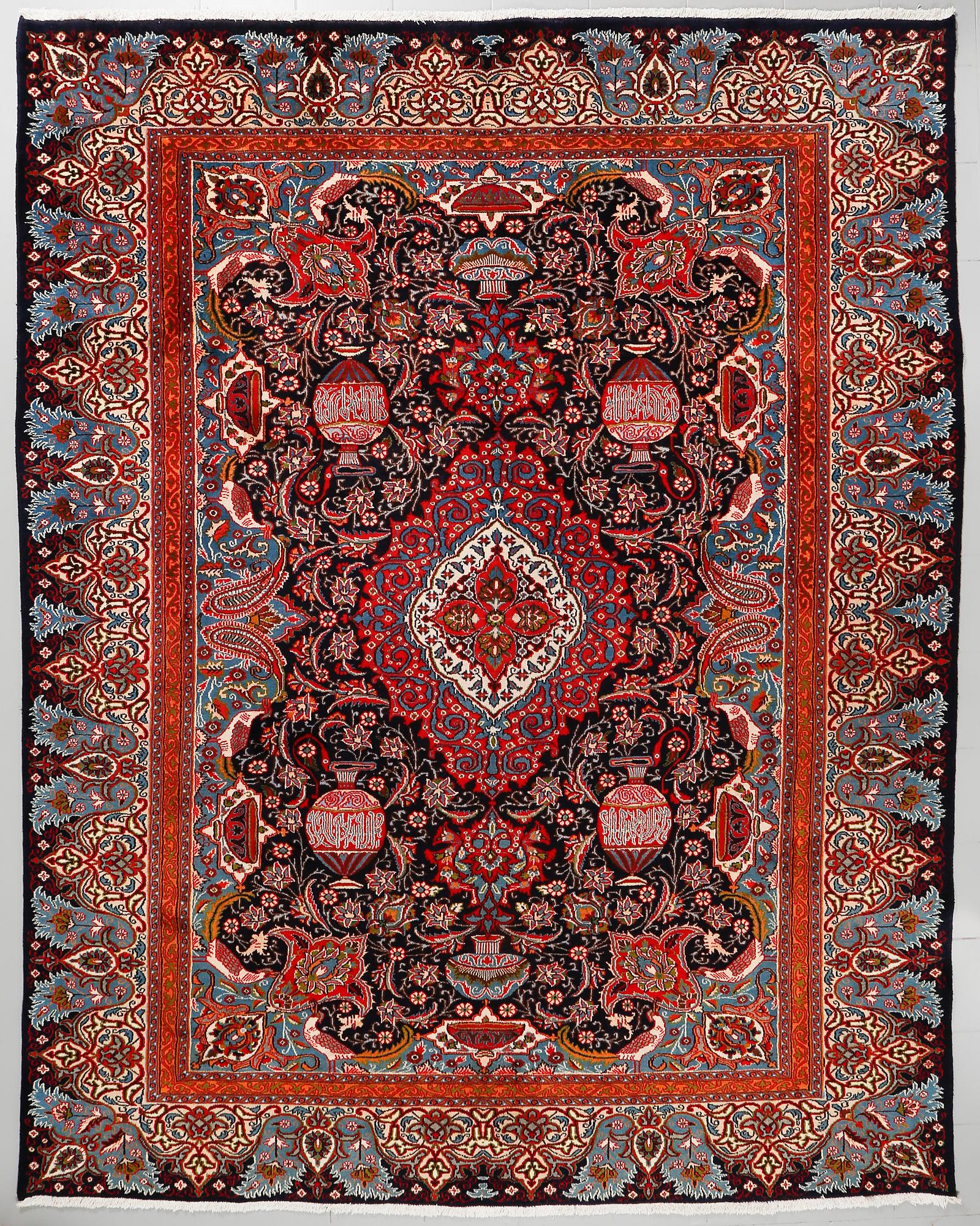 A Kashmar rug, ca 370 x 290 cm.