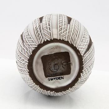 Anna-Lisa Thomson/Mari Simmulsson bowl and vase Uppsala Ekeby latter part of the 20th century.