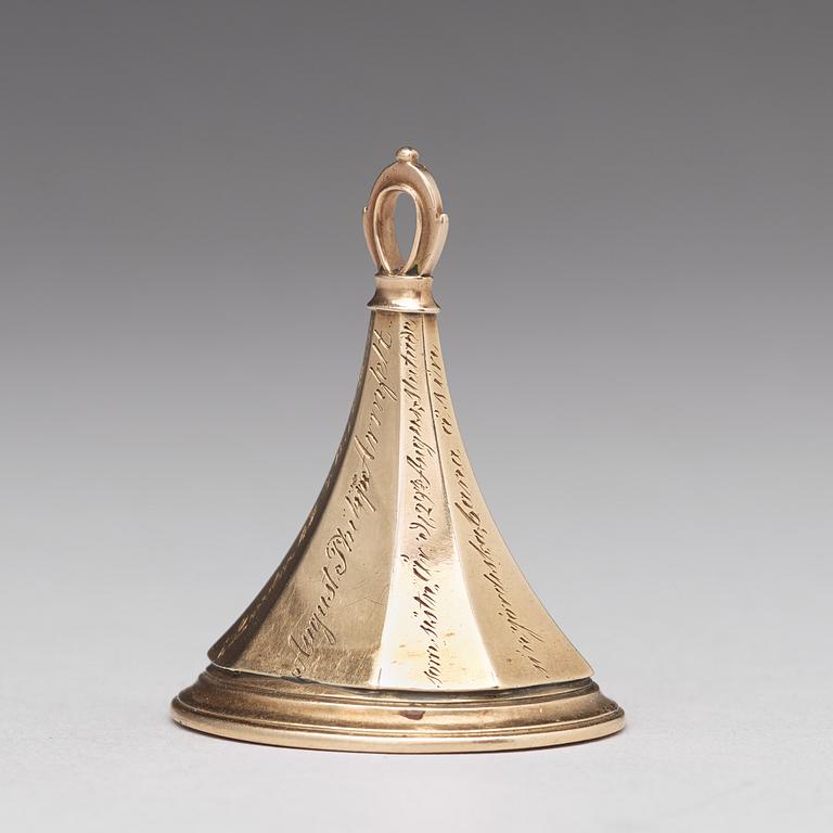 SIGILL, sk pitschaft, för friherreliga ätten Armfelt, guld med skuren karneol, ostämplad, daterat 1791.